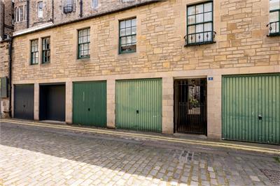 Garage, 9D Northumberland Street South East Lane, Edinburgh, EH3 6LP - image 1