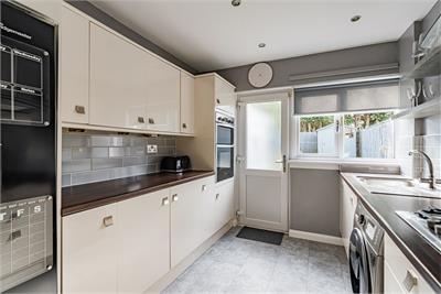 13 Fox Covert Avenue, Edinburgh, EH12 6UQ - image 11