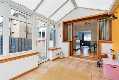 13 Fox Covert Avenue, Edinburgh, EH12 6UQ - image 9
