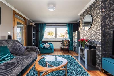 42 Dundas Gardens, Gorebridge, EH23 4BB - image 2