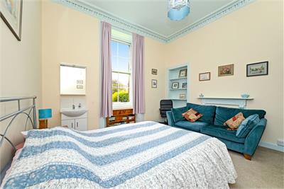 9 Parkside Terrace, Newington, Edinburgh, EH16 5BL - image 9