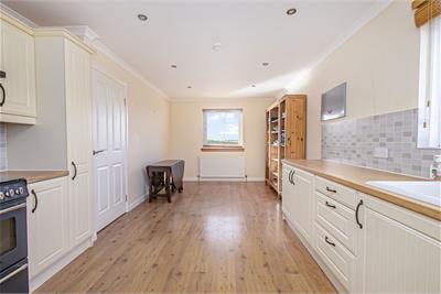 14 Rosebery View, Dalgety Bay, KY11 9YH - image 7