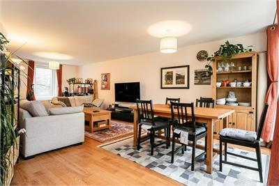 17/7 King Street, Edinburgh, EH6 6TQ - image 2