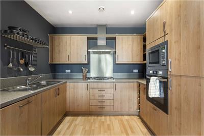 8/2 Western Harbour Terrace, Newhaven, Edinburgh, EH6 6JN - image 8