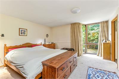 25 Oswald Court, Grange, Edinburgh, EH9 2HY - image 12
