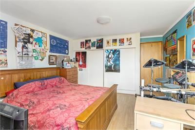 25 Oswald Court, Grange, Edinburgh, EH9 2HY - image 16