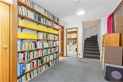 25 Oswald Court, Grange, Edinburgh, EH9 2HY - image 20