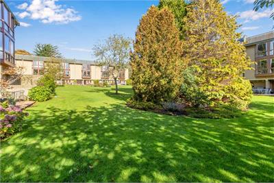 25 Oswald Court, Grange, Edinburgh, EH9 2HY - image 29