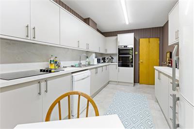 25 Oswald Court, Grange, Edinburgh, EH9 2HY - image 10
