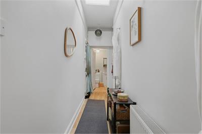 Flat 10, 4 Ardmillan Terrace, EH11 2JN - image 11
