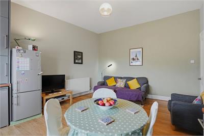 Flat 10, 4 Ardmillan Terrace, EH11 2JN - image 5