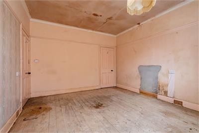 4 Corstorphine Bank Drive, Edinburgh, EH12 8RS - image 12