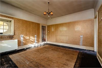 4 Corstorphine Bank Drive, Edinburgh, EH12 8RS - image 7