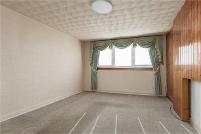 5/8 Calder Place, Sighthill, Edinburgh, EH11 4LR - image 2