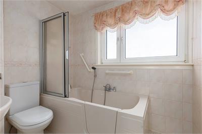 5/8 Calder Place, Sighthill, Edinburgh, EH11 4LR - image 11