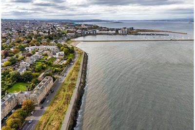 34/6 Lower Granton Road, Edinburgh, EH5 3RS - image 1