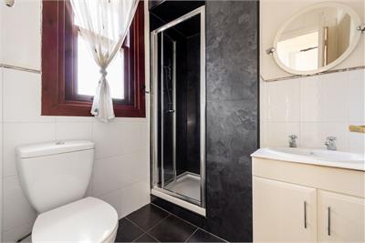 16 McKinlay Terrace, Loanhead, EH20 9JG - image 14