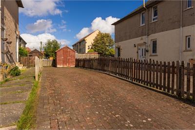 16 McKinlay Terrace, Loanhead, EH20 9JG - image 18