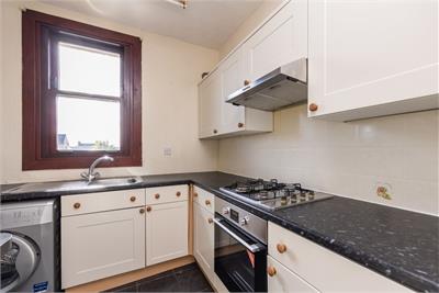 16 McKinlay Terrace, Loanhead, EH20 9JG - image 6