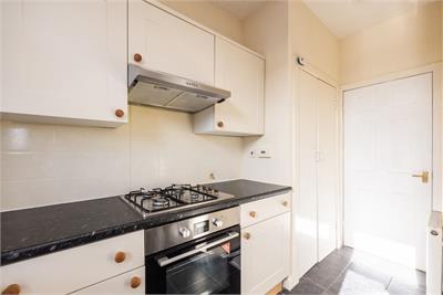 16 McKinlay Terrace, Loanhead, EH20 9JG - image 7