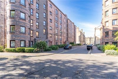 14/9 Hermand Street, Slateford, Edinburgh, EH11 1LR - image 2