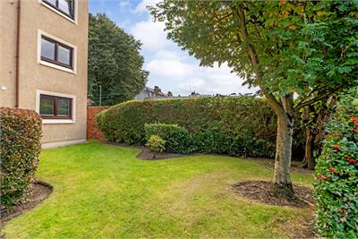 70/5 Logie Green Road, Edinburgh, EH7 4HQ - image 2