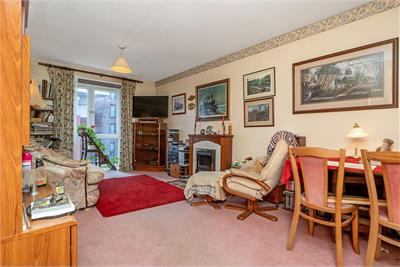 70/5 Logie Green Road, Edinburgh, EH7 4HQ - image 3