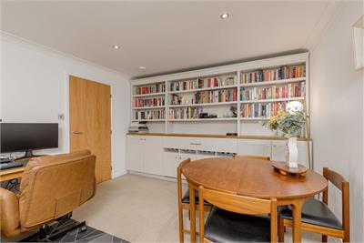 3 (flat 1) Powderhall Rigg, Cannonmills, Edinburgh, EH7 4GA - image 4