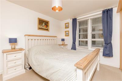 3 (flat 1) Powderhall Rigg, Cannonmills, Edinburgh, EH7 4GA - image 7