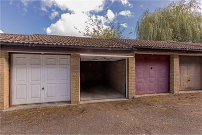 Garage 109, Near 99, Easter Warriston, EDINBURGH, EH7 4QY - image 3