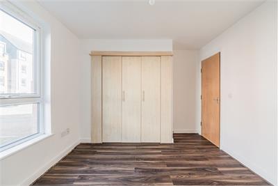 13/2 Ferry Gait Crescent, Edinburgh, EH4 4GS - image 6