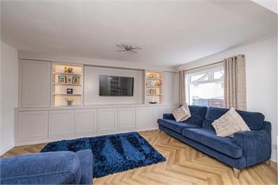 221 Cameron Crescent, Bonnyrigg, EH19 2PJ - image 3
