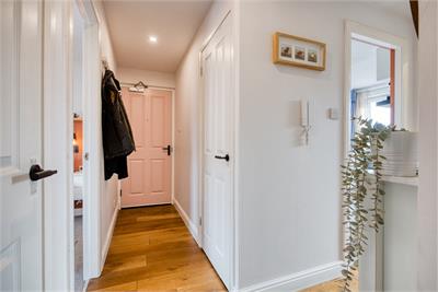 5/3 Meadowfield Court, Edinburgh, EH8 7NA - image 17
