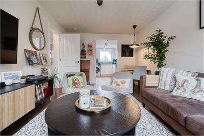 5/3 Meadowfield Court, Edinburgh, EH8 7NA - image 5