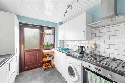 32 Park Street, Crosshill, Lochgelly, KY5 8AW - image 5