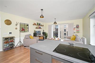 1/11 Chandler Crescent, Leith, Edinburgh, EH6 7AP - image 3