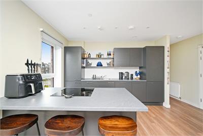 1/11 Chandler Crescent, Leith, Edinburgh, EH6 7AP - image 5