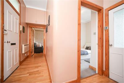 93/8 Easter Road, Leith, EH7 5PW - image 8