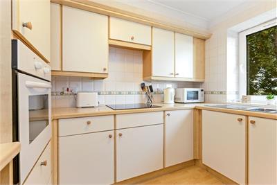 12 Homescott House, 6 Goldenacre Terrace, Inverleith, Edinburgh, EH3 5RE - image 5