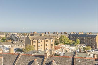 54 (3F1 or Flat 5) Willowbrae Road, Edinburgh, EH8 7HA - image 3