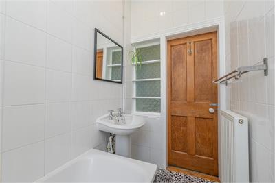 54 (3F1 or Flat 5) Willowbrae Road, Edinburgh, EH8 7HA - image 26
