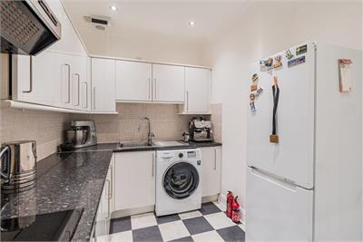 120/3 McDonald Road, Edinburgh, EH7 4NQ - image 8