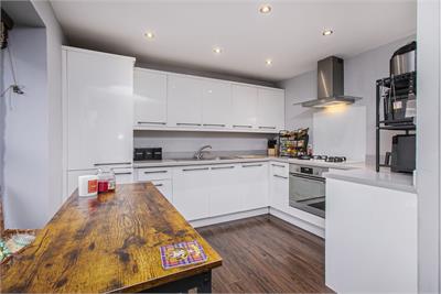 4 Bannerman Street, Dunfermline, KY12 0LR - image 4