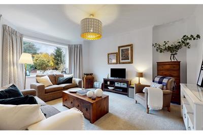 9 Young Street, Strathaven, ML10 6LH - image 5