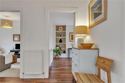 9 Young Street, Strathaven, ML10 6LH - image 7
