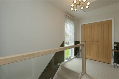 21 Almond Green, East Craigs, Edinburgh, EH12 8UA - image 15