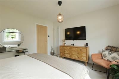 21 Almond Green, East Craigs, Edinburgh, EH12 8UA - image 19