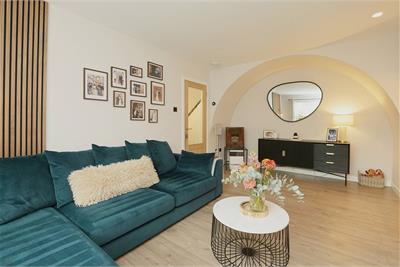 21 Almond Green, East Craigs, Edinburgh, EH12 8UA - image 5