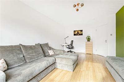 182 (flat 6) Restalrig Road South, Restalrig, Edinburgh, EH7 6EA - image 3