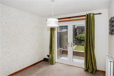 13 Leuchatsbeath Drive, Cowdenbeath, KY4 9SE - image 5
